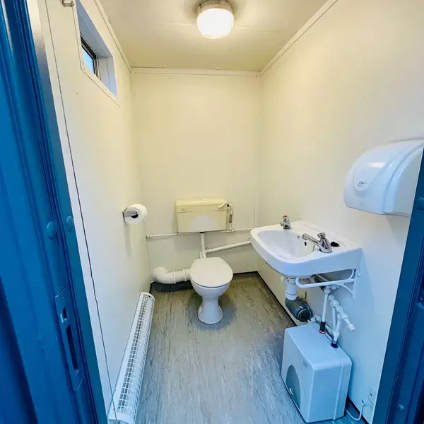 12 x 9 ft Anti Vandal 2 + 1 Toilet Block Portable Building - Image 13