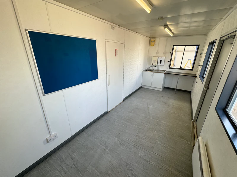 20x8ft Canteen or Office Portable Building Anti-Vandal Reduced - Image 8