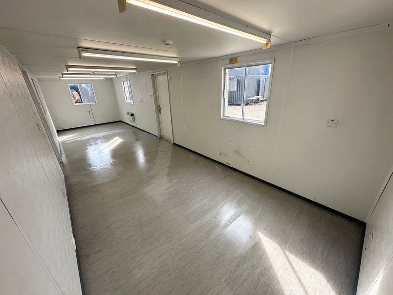 32x10ft Canteen and Office Building Site Accommodation Portable Anti-Vandal Reduced - Image 9