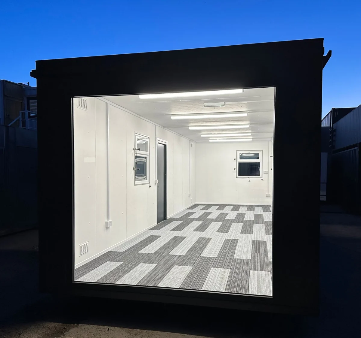 Custom 32x10ft Portable Office Cabin